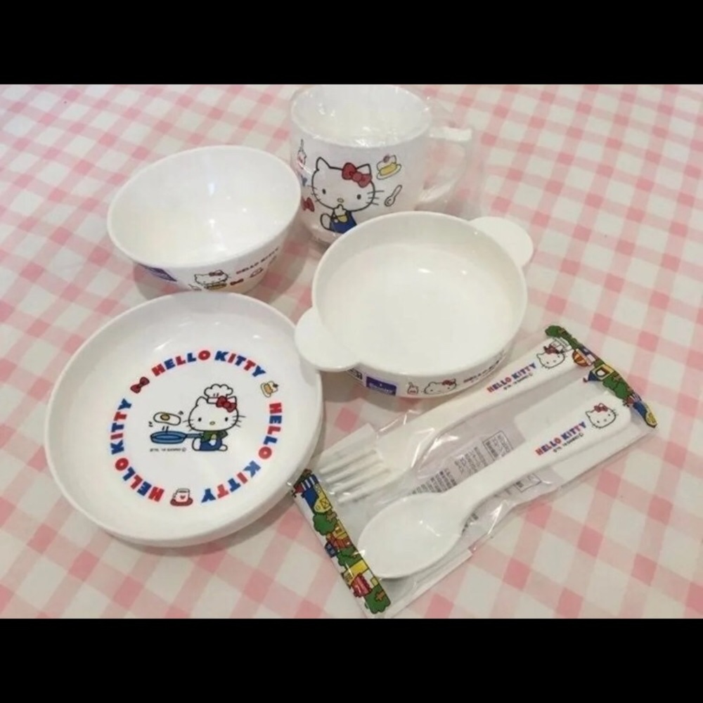 Hello Kitty Baby Dinner Set of 6
